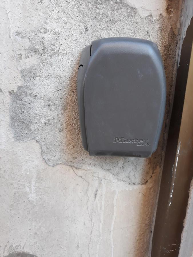 5 Minutes Des Arenes, Parking Gratuit, 6 Couchages Nîmes Exteriér fotografie